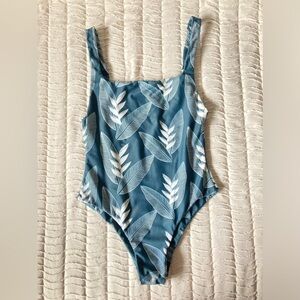 kaiwi benoa one piece TRADE OR SELL don’t buy no refund